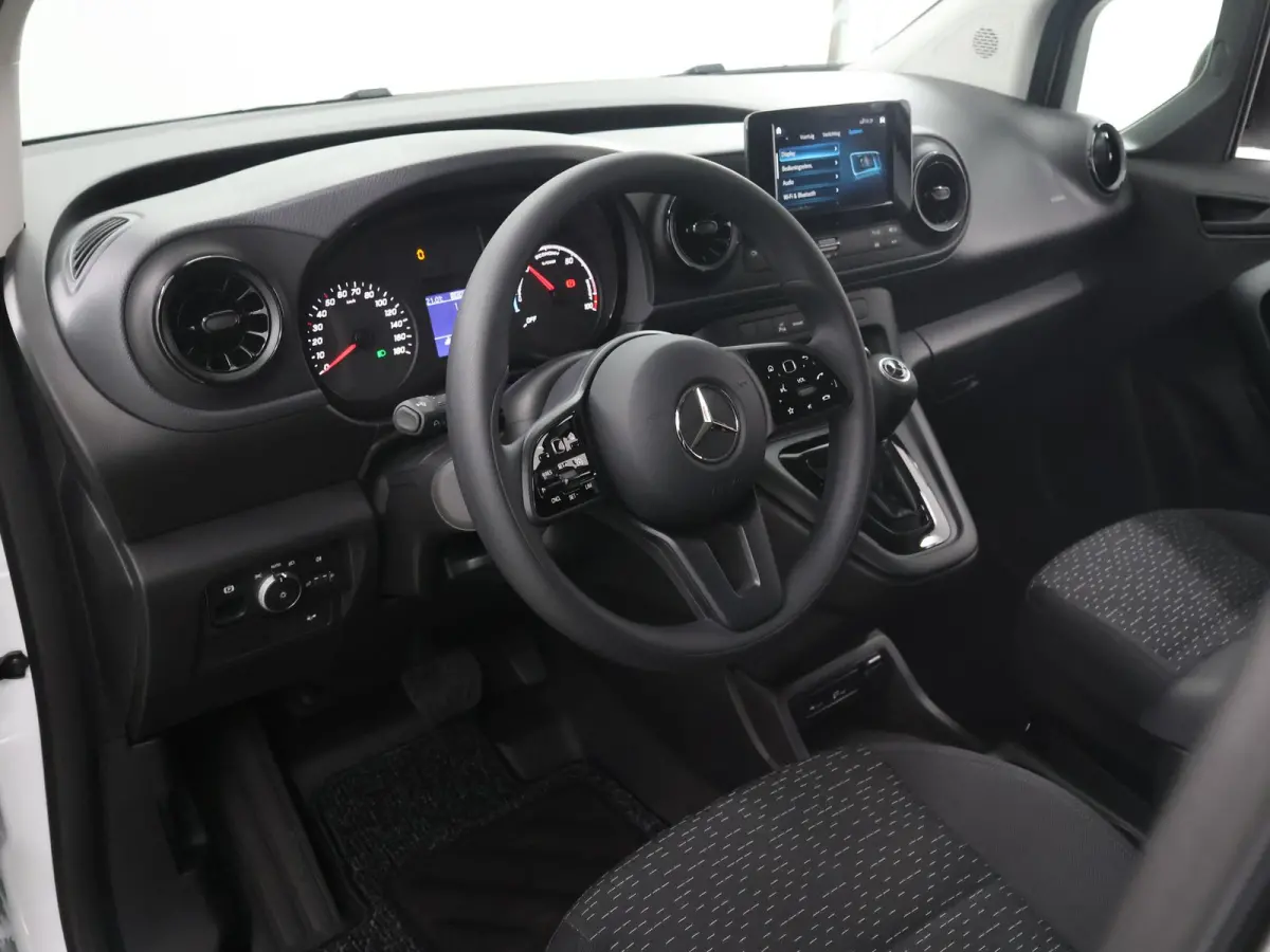 51kW L1 PRO | Navigatie | Parkeercamera | Cruise Control | Stoelverwarming | Certified