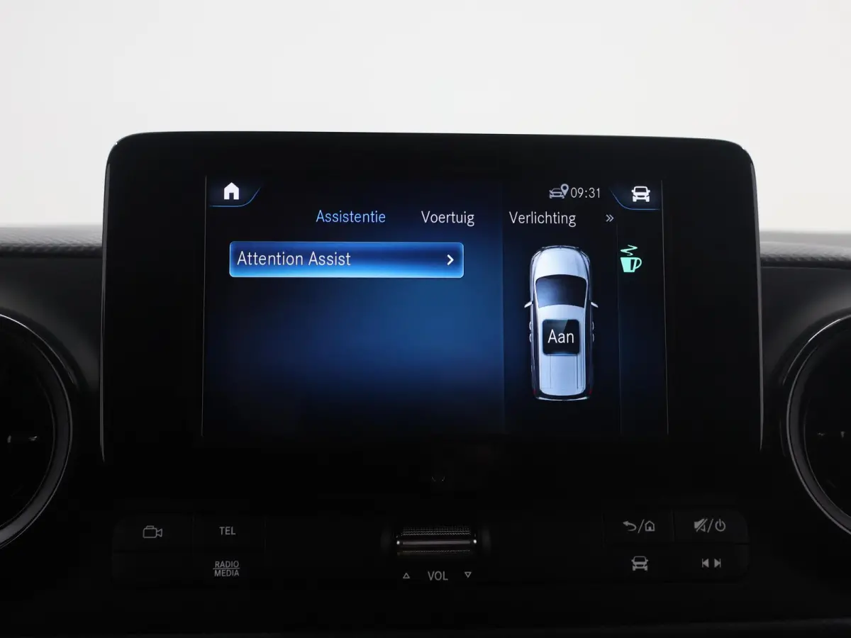51kW L1 PRO | Navigatie | Parkeercamera | Cruise Control | Stoelverwarming | Certified