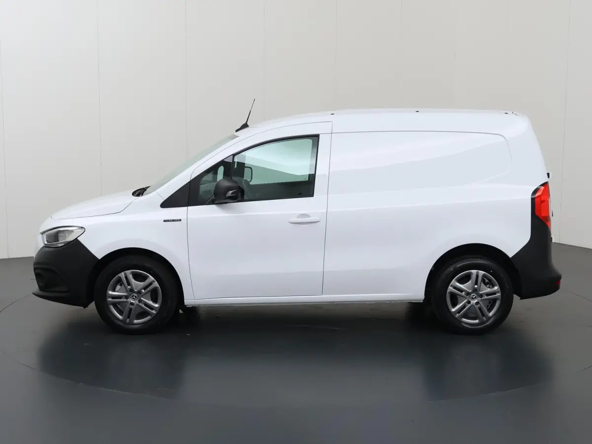51kW L1 PRO | Navigatie | Parkeercamera | Cruise Control | Stoelverwarming | Certified