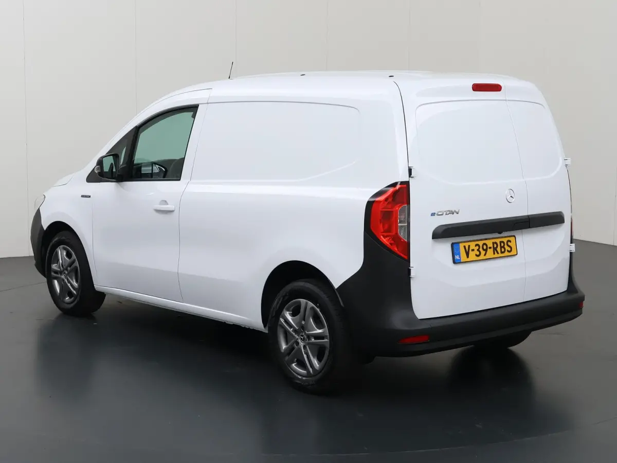 51kW L1 PRO | Navigatie | Parkeercamera | Cruise Control | Stoelverwarming | Certified