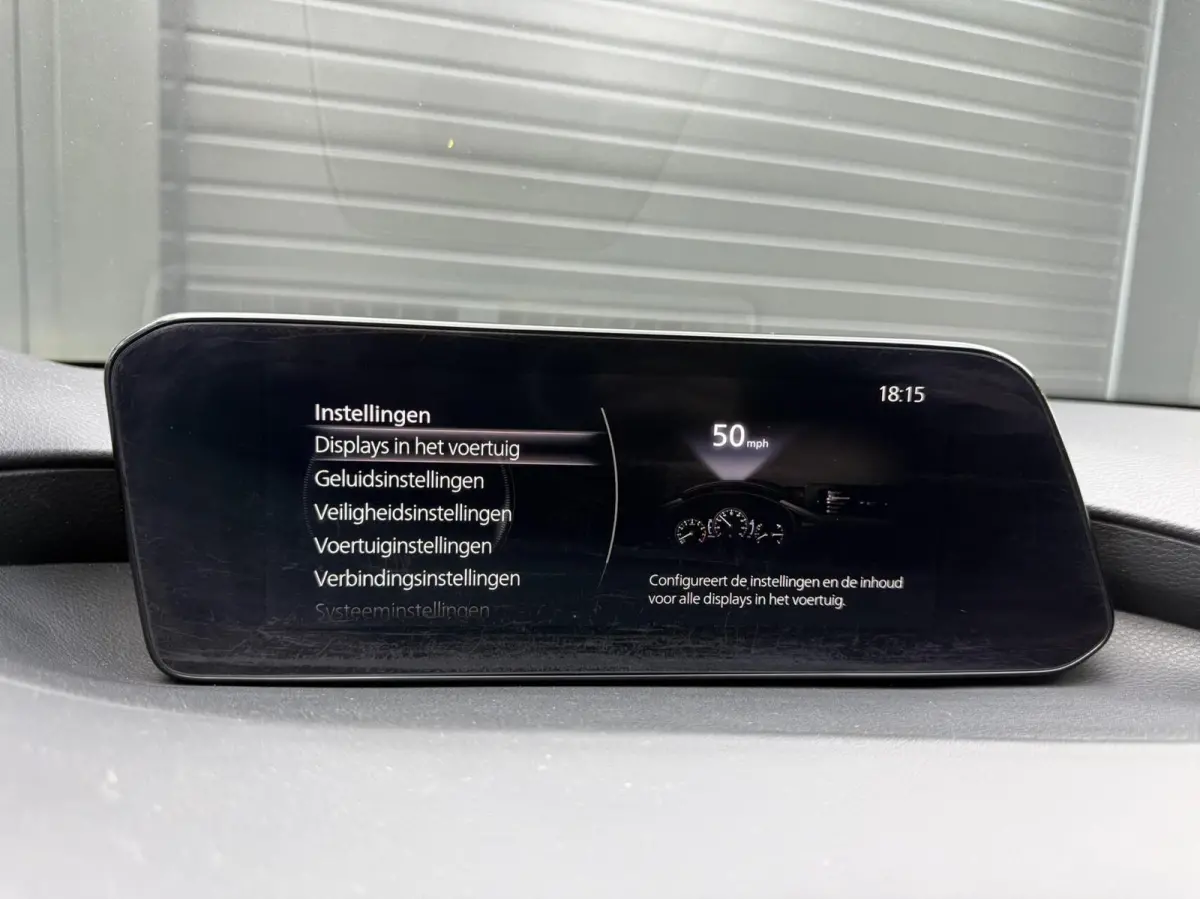 2.0 e-SkyActiv-G M Hybrid 122 Luxury l Carplay Leer