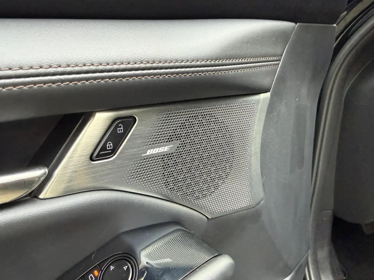 2.0 e-SkyActiv-G M Hybrid 122 Luxury l Carplay Leer