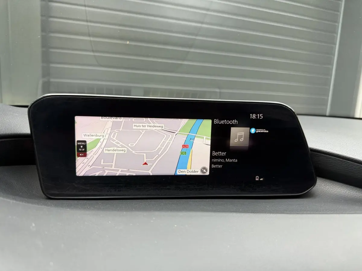 2.0 e-SkyActiv-G M Hybrid 122 Luxury l Carplay Leer