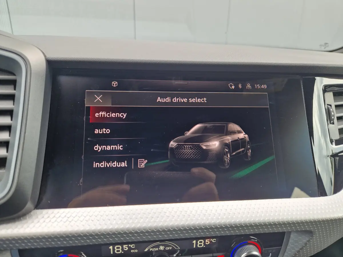40 TFSI 207PK 3x S-Line /Matrix /Keyless /Ascari Blue