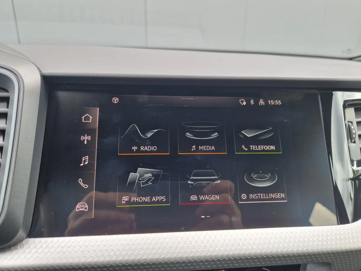 40 TFSI 207PK 3x S-Line /Matrix /Keyless /Ascari Blue