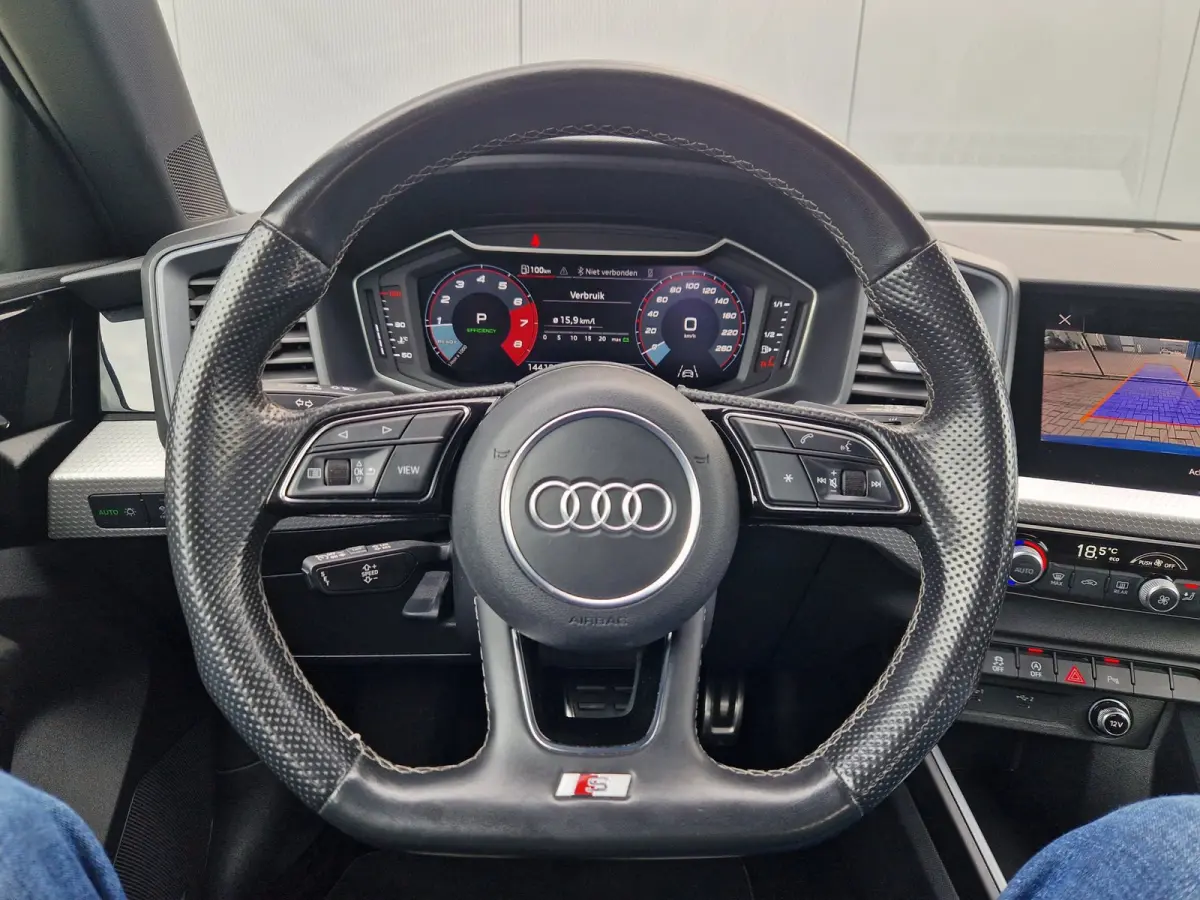 40 TFSI 207PK 3x S-Line /Matrix /Keyless /Ascari Blue