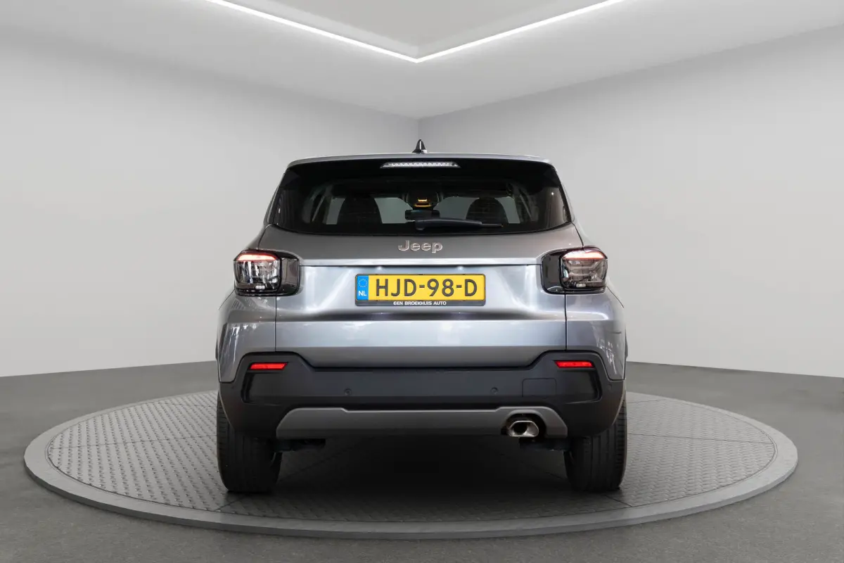 1.2 e-Hybrid Longitude | Navigatie | Adaptive Cruise Controle | Apple Carplay & Android Auto | Parkeersensoren | Lichtmetalen velgen |