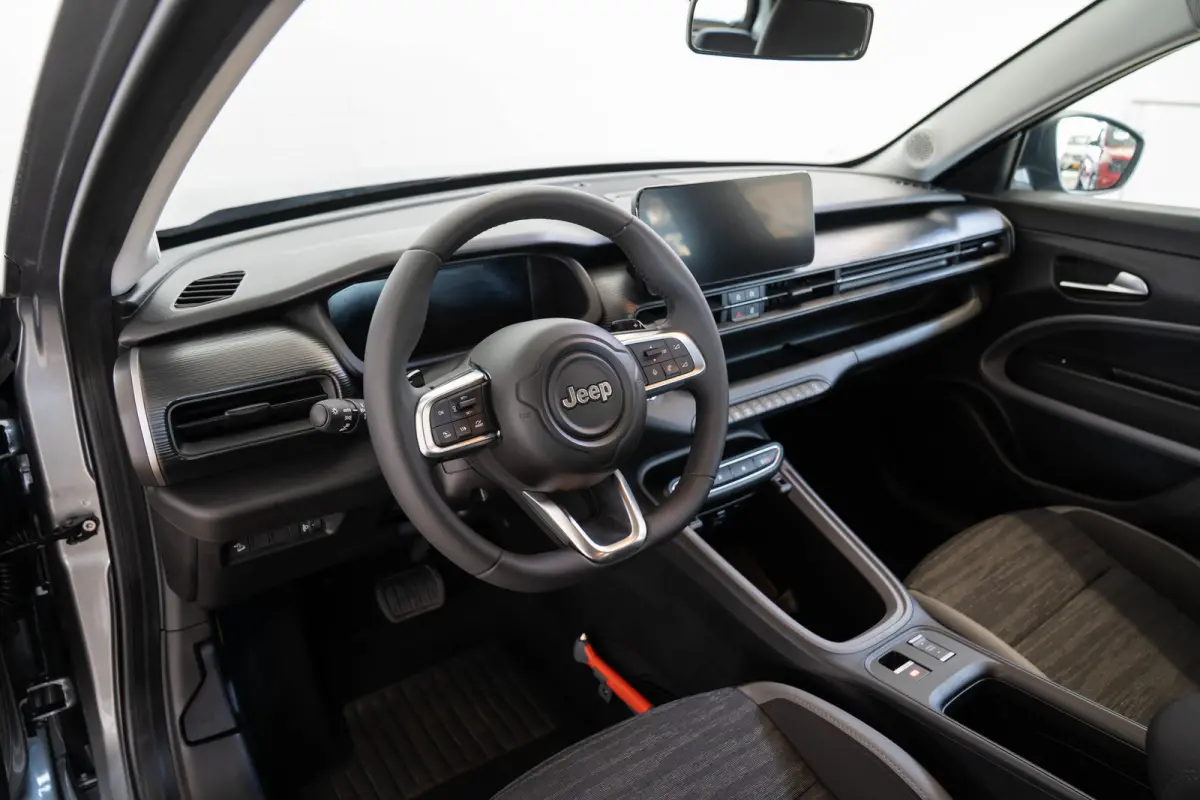 1.2 e-Hybrid Longitude | Navigatie | Adaptive Cruise Controle | Apple Carplay & Android Auto | Parkeersensoren | Lichtmetalen velgen |