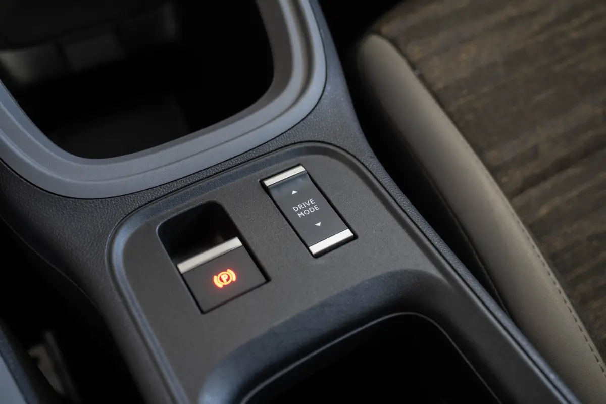 1.2 e-Hybrid Longitude | Navigatie | Adaptive Cruise Controle | Apple Carplay & Android Auto | Parkeersensoren | Lichtmetalen velgen |