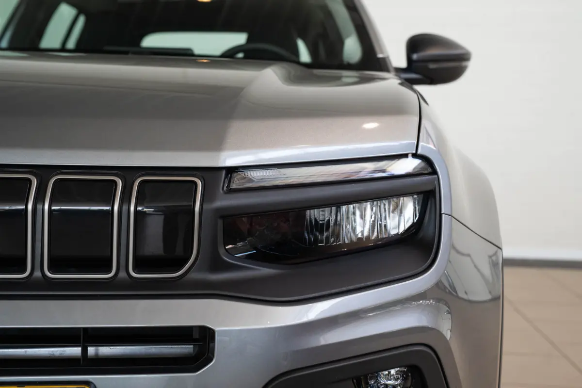 1.2 e-Hybrid Longitude | Navigatie | Adaptive Cruise Controle | Apple Carplay & Android Auto | Parkeersensoren | Lichtmetalen velgen |