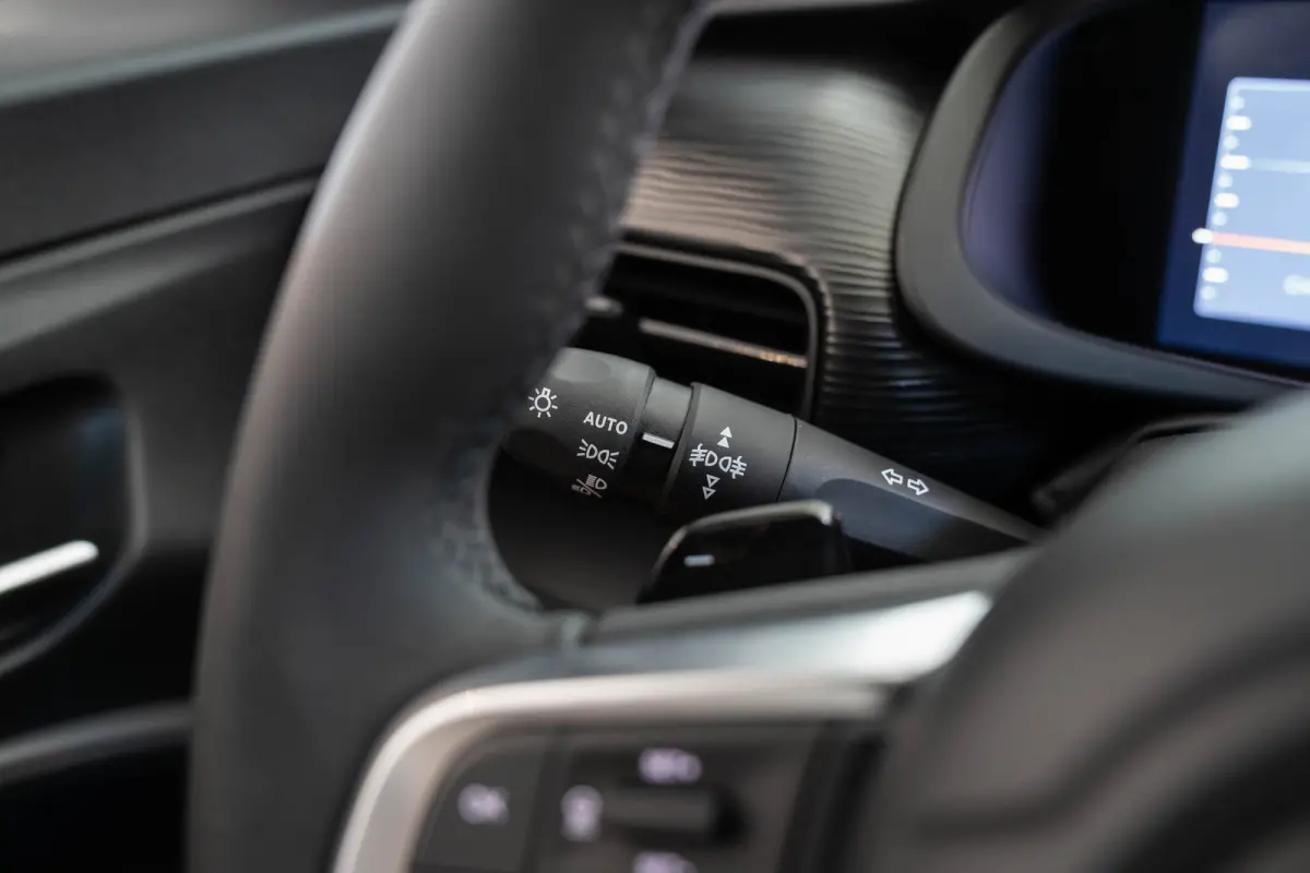 1.2 e-Hybrid Longitude | Navigatie | Adaptive Cruise Controle | Apple Carplay & Android Auto | Parkeersensoren | Lichtmetalen velgen |