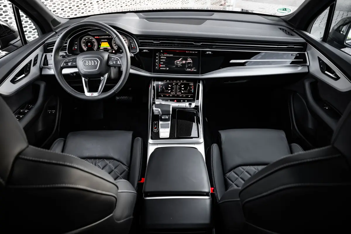 TFSI-e Quattro Pro Line S | Vierwielsturing | Panoramadak | Advanced onderstel |  HUD | Remote park |