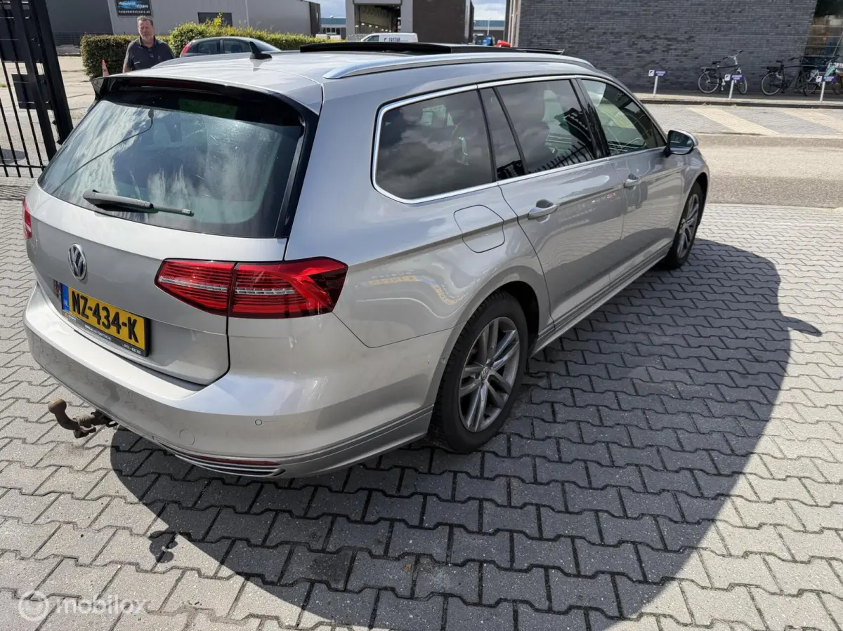 1.6 TDI Highline Business R