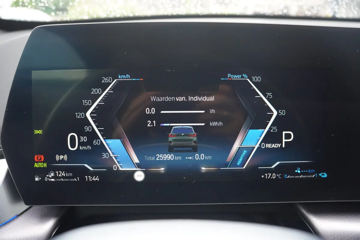 xDrive25e - M SPORT - PANODAK - LEDER - CARPLAY - KEYLESS - CAMERA -