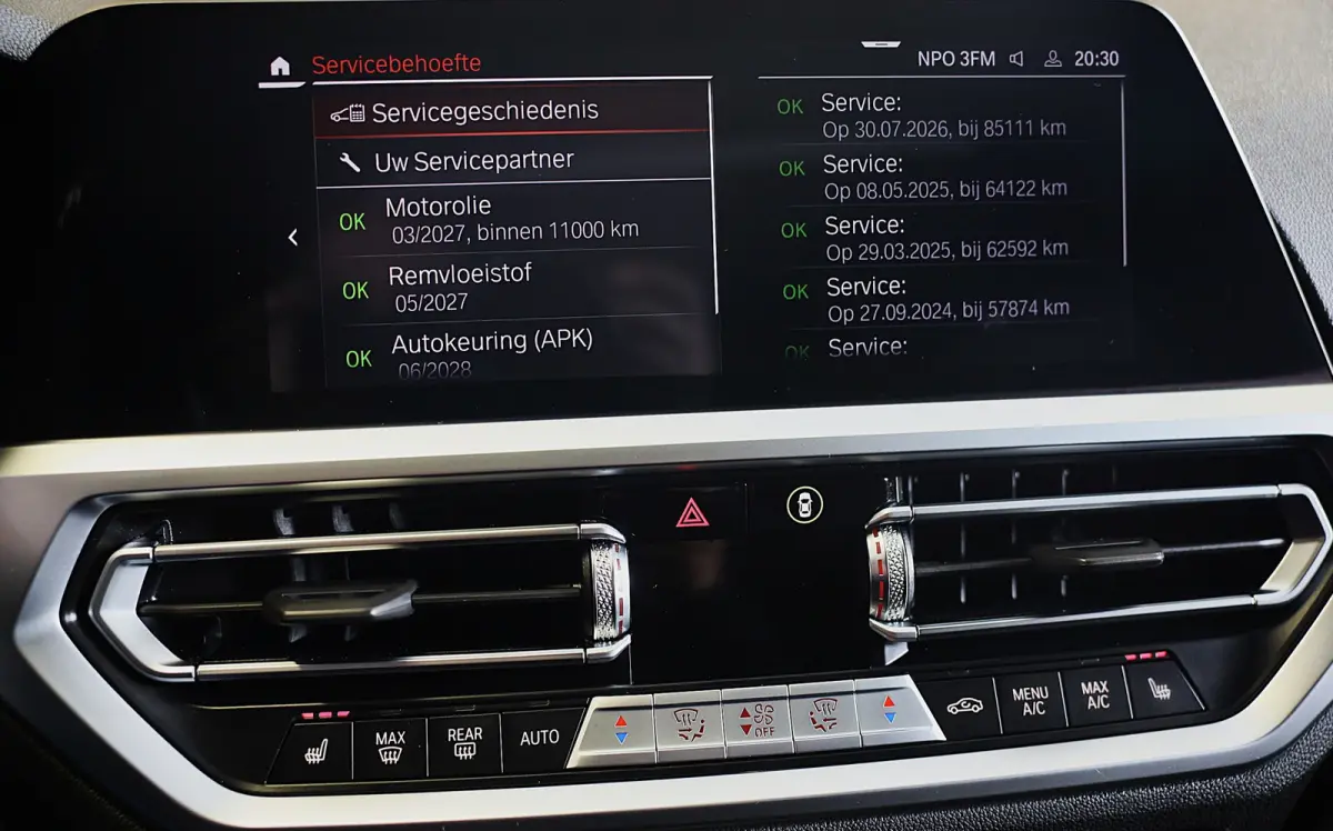 M340i xDrive Business Edition Plus / AUT / HK / Acc / Lane Assist / Dode Hoek / Open Pano / Led / Pdc / 19 Inc