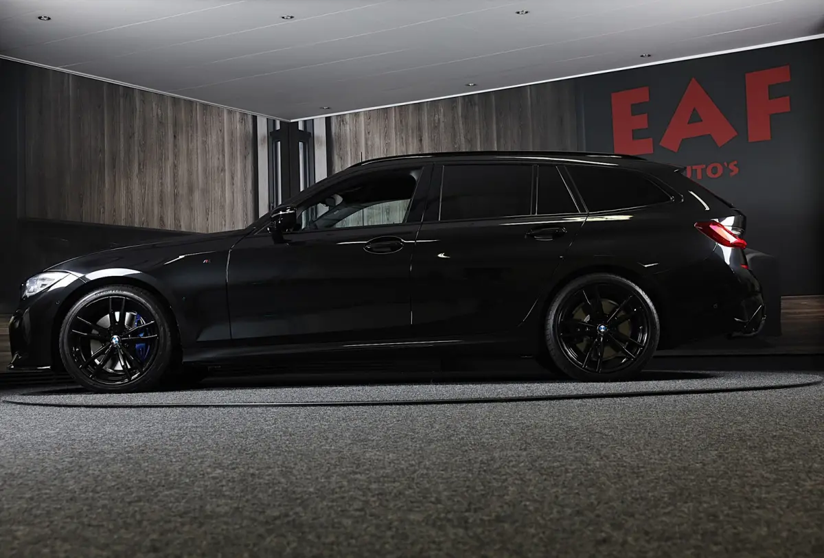 M340i xDrive Business Edition Plus / AUT / HK / Acc / Lane Assist / Dode Hoek / Open Pano / Led / Pdc / 19 Inc