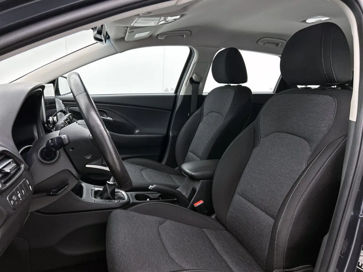 1.0 120pk MHEV Comfort Smart | Navigatie | Climate Control | Cruise Control | Camera | LED | 16"LMV | Apple Carplay/Android Auto |