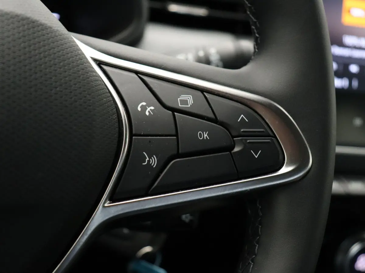 E-Tech Full Hybrid 145pk evolution | Airco | Parkeersensoren achter | Cruise control |