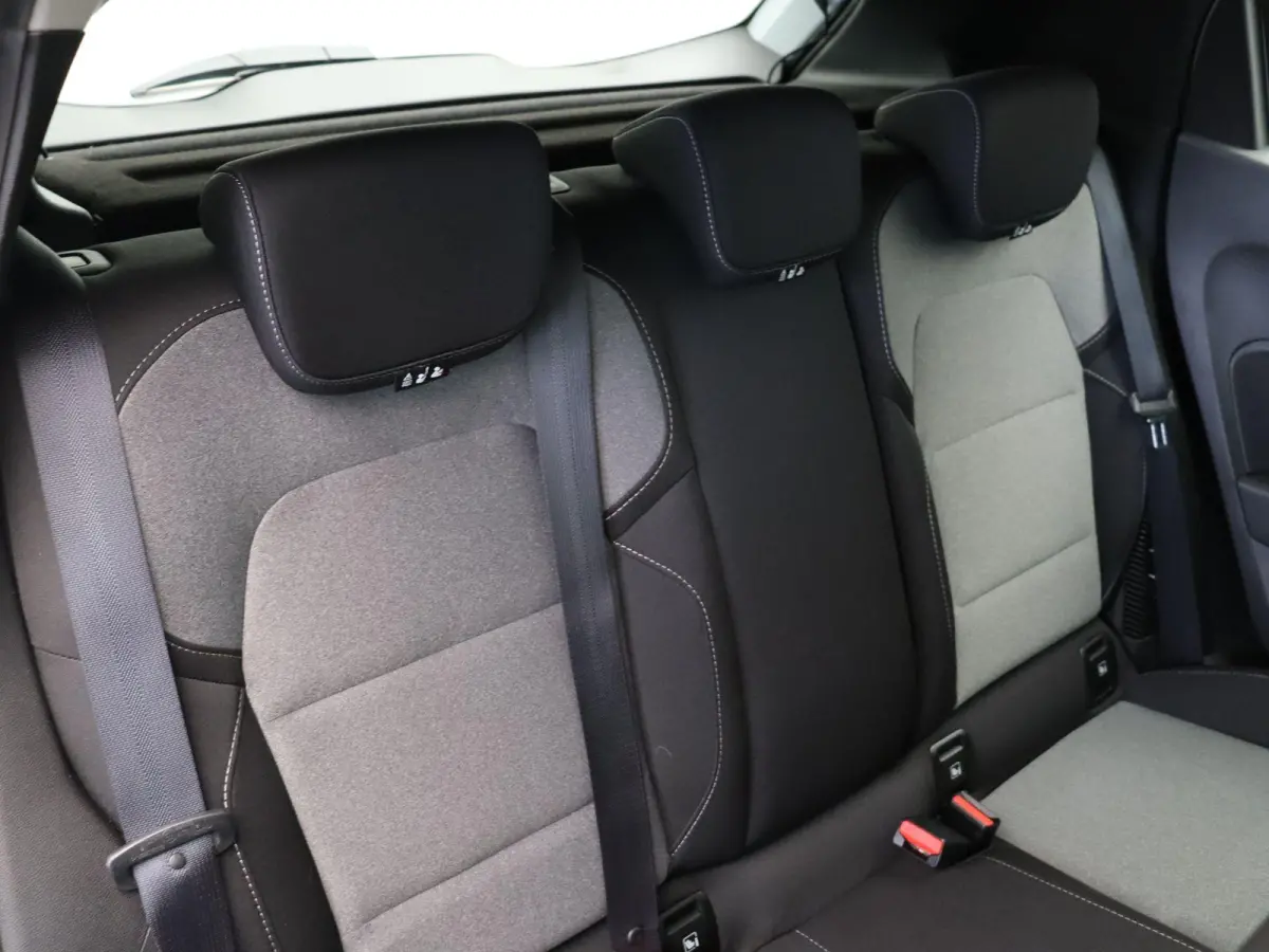E-Tech Full Hybrid 145pk evolution | Airco | Parkeersensoren achter | Cruise control |