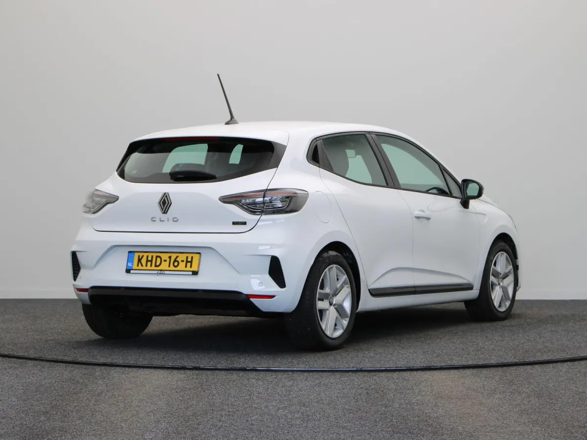 E-Tech Full Hybrid 145pk evolution | Airco | Parkeersensoren achter | Cruise control |