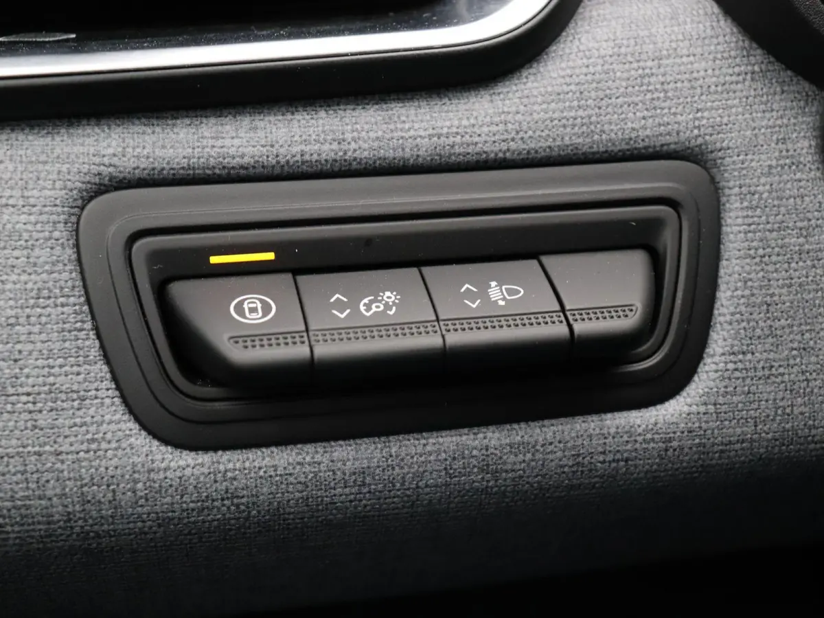 E-Tech Full Hybrid 145pk evolution | Airco | Parkeersensoren achter | Cruise control |