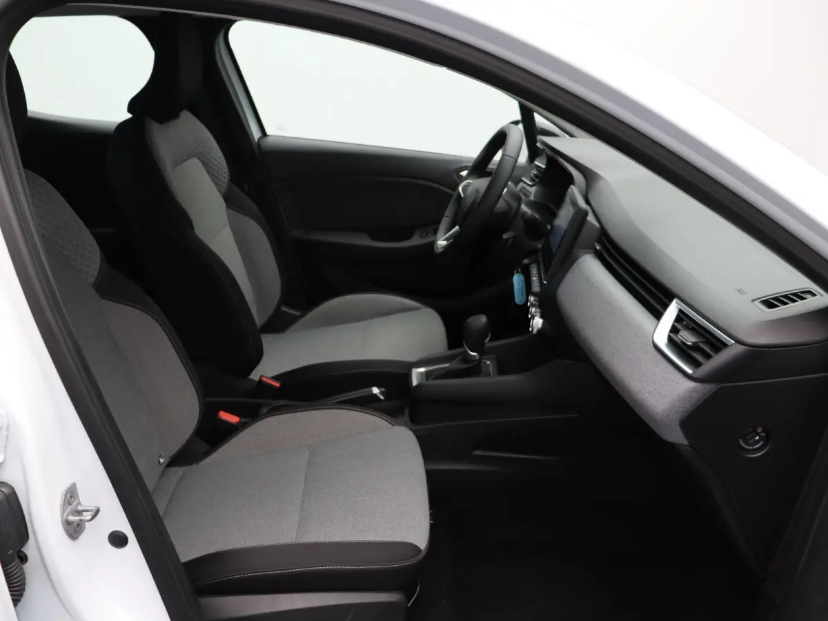 E-Tech Full Hybrid 145pk evolution | Airco | Parkeersensoren achter | Cruise control |