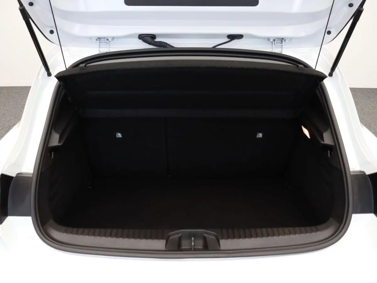 E-Tech Full Hybrid 145pk evolution | Airco | Parkeersensoren achter | Cruise control |