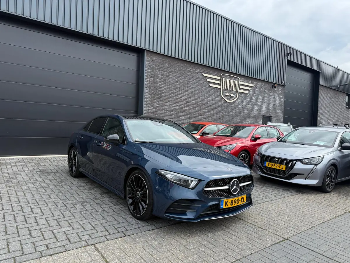 250 Premium Plus | 1E EIGENAAR | 3/6/12 MND GARANTIE | PANO | LED | SFEER | BURMESTER | CARPLAY | CAMERA | NAVI | CRUISE |