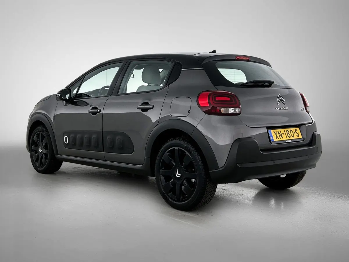 1.2 110pk Shine | 1ste eigenaar | Apple Carplay/Android Auto | Armsteun | LED | Climate Control | Cruise Control | 17"LMV | Isofix | Two-Tone | Parkeersensoren |