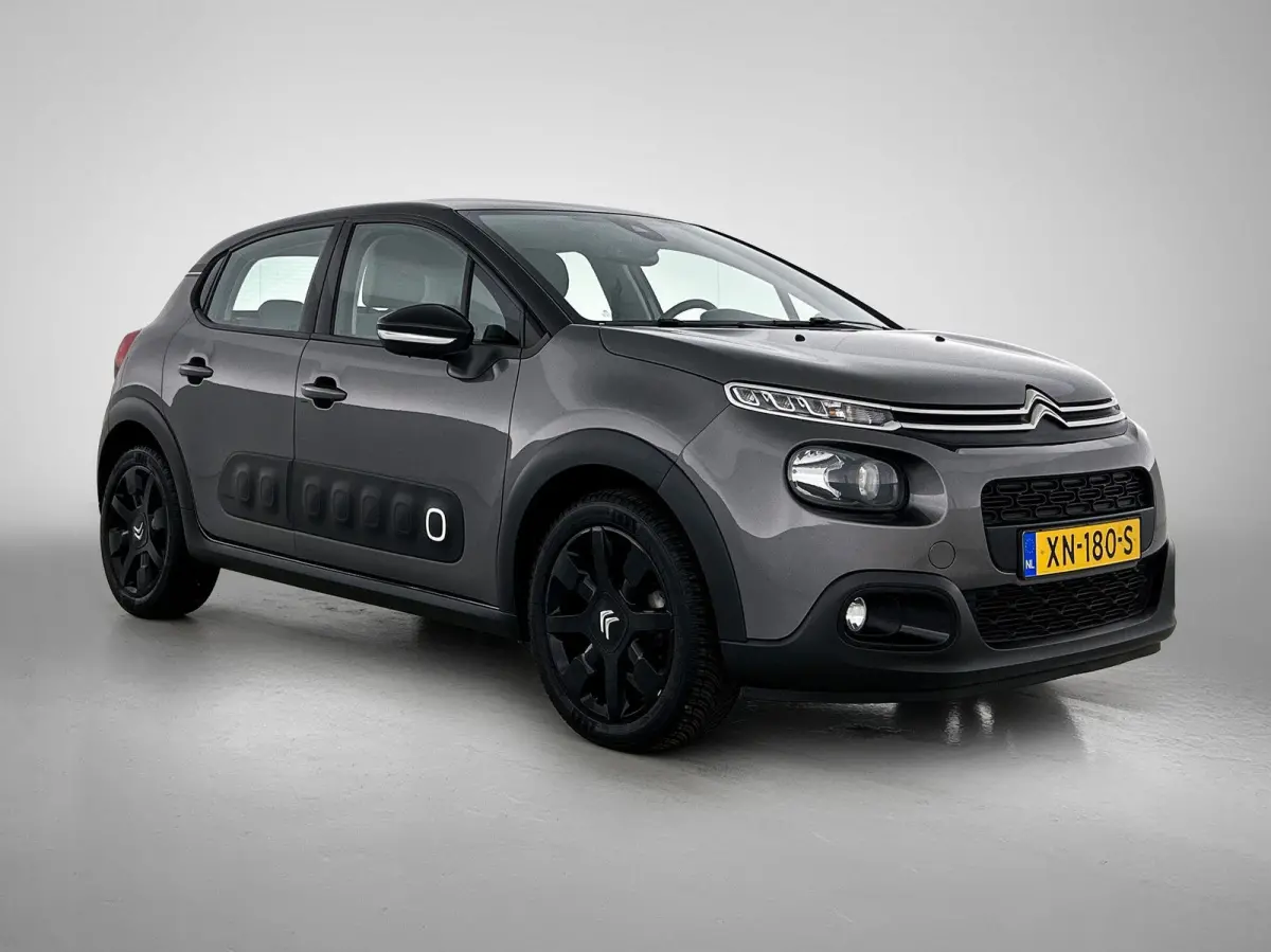 1.2 110pk Shine | 1ste eigenaar | Apple Carplay/Android Auto | Armsteun | LED | Climate Control | Cruise Control | 17"LMV | Isofix | Two-Tone | Parkeersensoren |