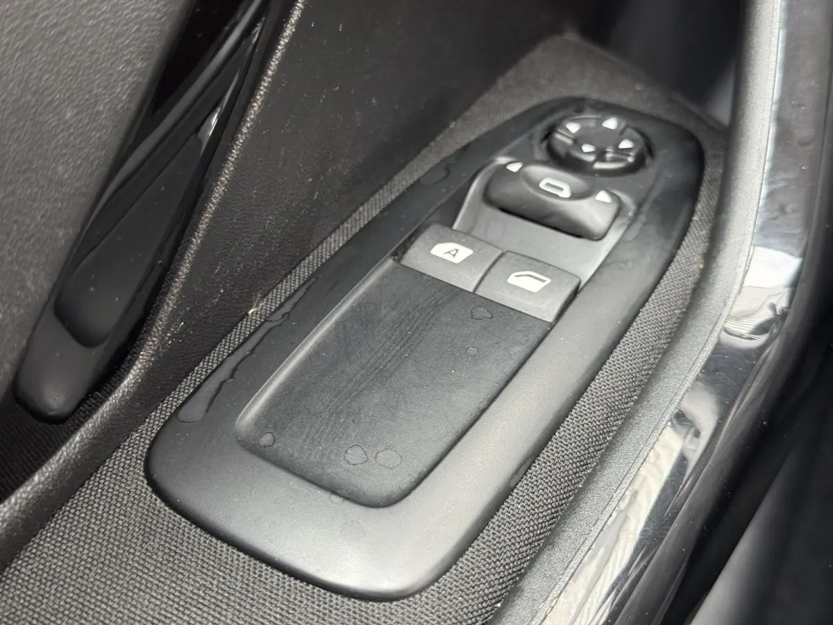 1.2 PureTech Blue Lion 2e Eigenaar|Navi|Carplay|Airco|Cruise|PDC|N.A.P|APK tot 05-2027