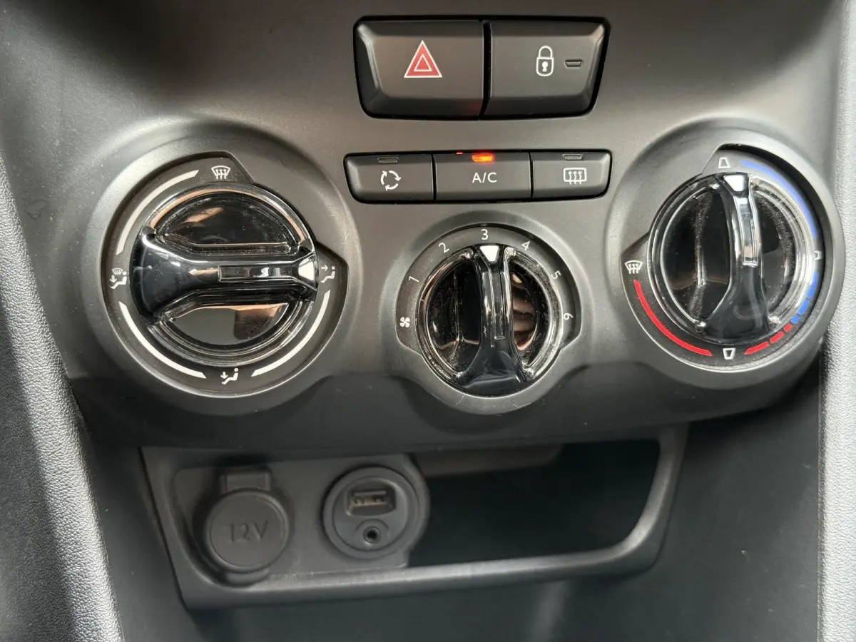 1.2 PureTech Blue Lion 2e Eigenaar|Navi|Carplay|Airco|Cruise|PDC|N.A.P|APK tot 05-2027