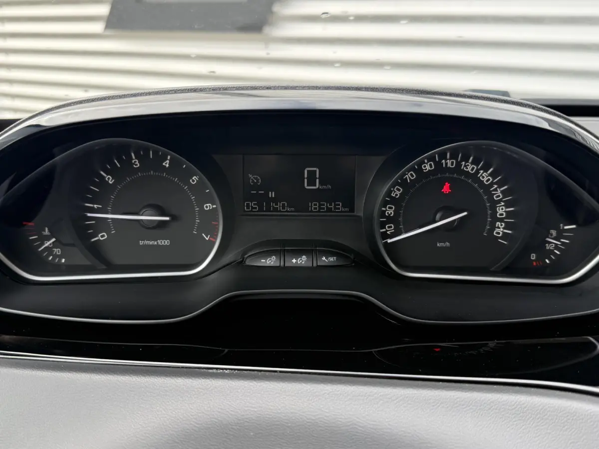 1.2 PureTech Blue Lion 2e Eigenaar|Navi|Carplay|Airco|Cruise|PDC|N.A.P|APK tot 05-2027