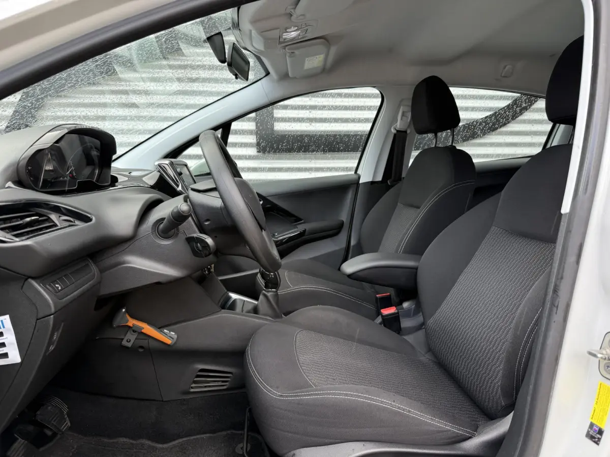 1.2 PureTech Blue Lion 2e Eigenaar|Navi|Carplay|Airco|Cruise|PDC|N.A.P|APK tot 05-2027
