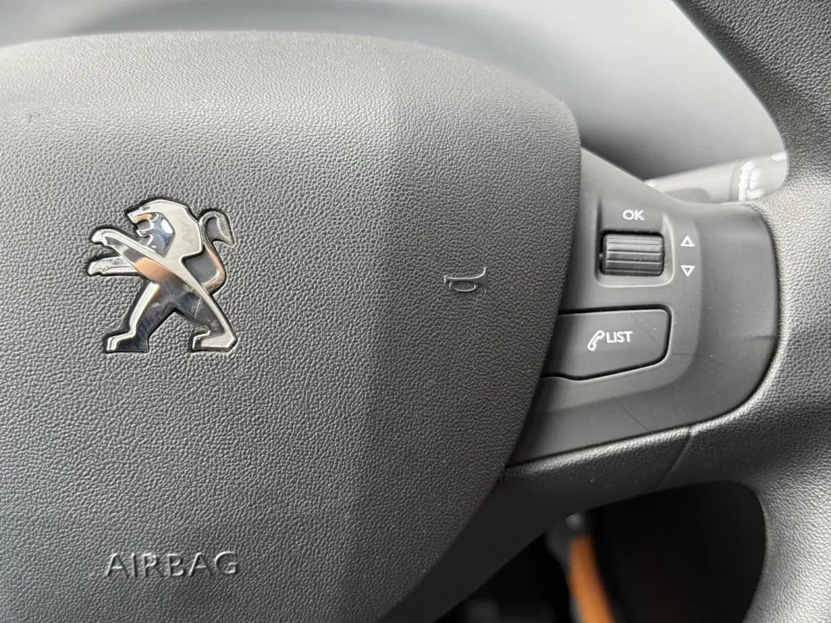 1.2 PureTech Blue Lion 2e Eigenaar|Navi|Carplay|Airco|Cruise|PDC|N.A.P|APK tot 05-2027