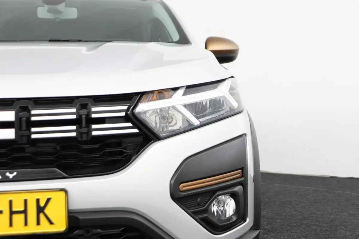 TCe 100 ECO-G Up&Go Extreme | Navigatie | Parkeercamera | Trekhaak |