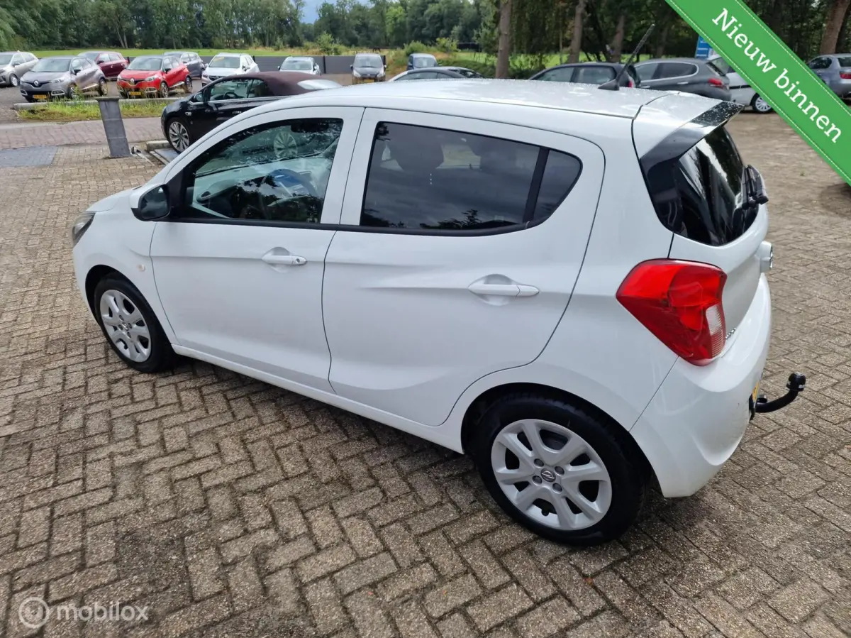 1.0 ecoFLEX Edition met zeer zeer lage km stand