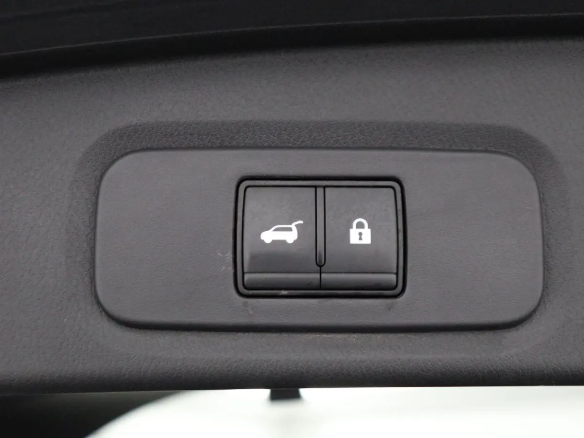 1.3 MHEV Xtronic Tekna Plus | Lederen Bekl. | Panoramadak | BOSE Audio |