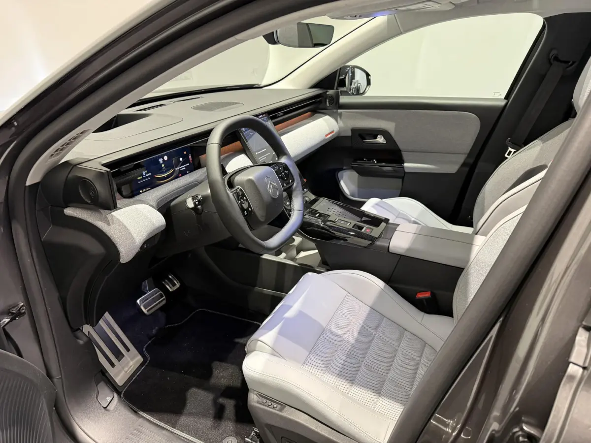 Max Comfort Range 74 kWh l MASSAGE FUNCTIE l ELEKT. STOELEN l STOELVERWARMING l DEMO MODEL!!!!