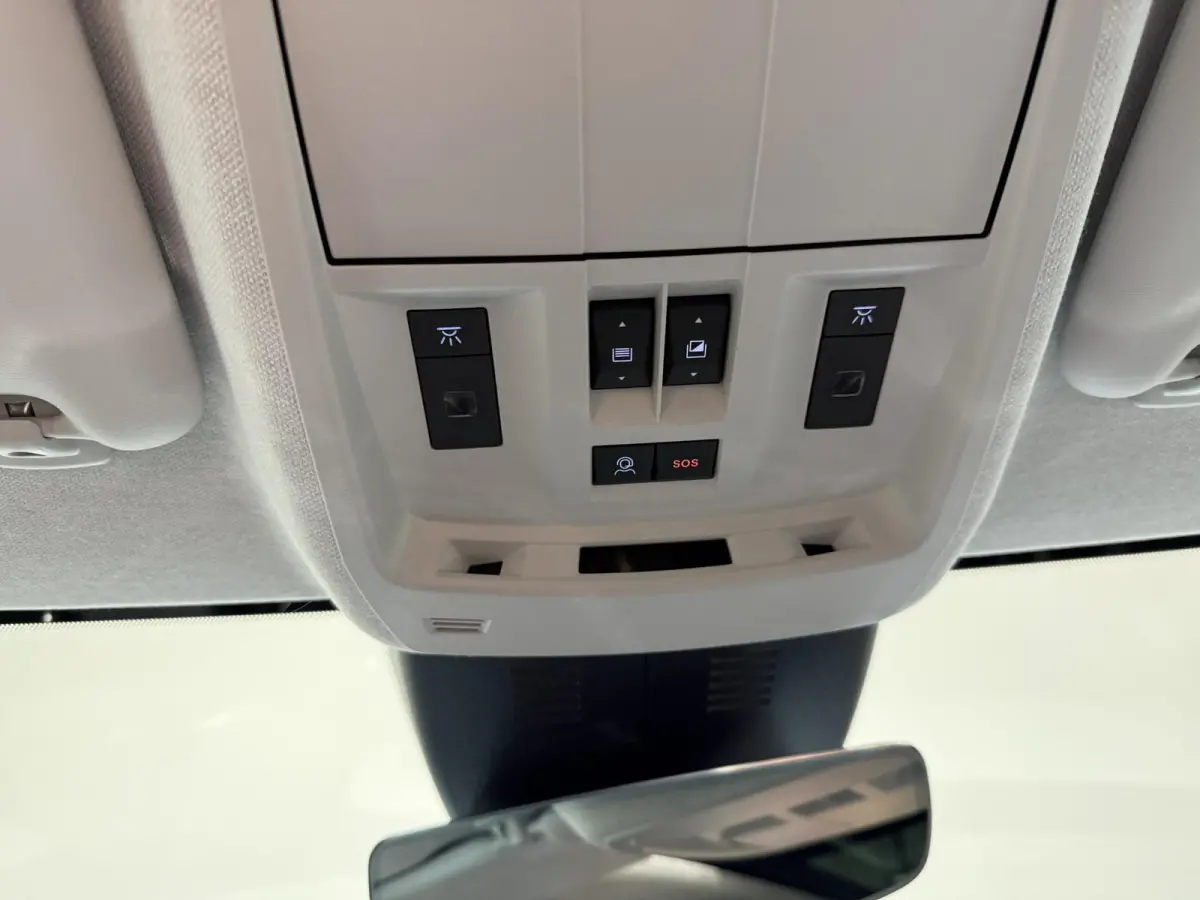 Max Comfort Range 74 kWh l MASSAGE FUNCTIE l ELEKT. STOELEN l STOELVERWARMING l DEMO MODEL!!!!