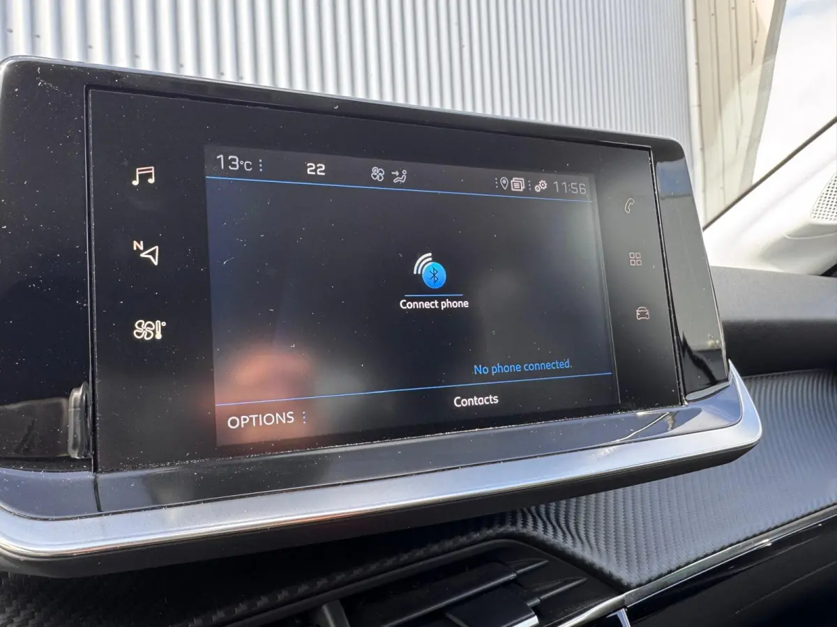 1.2 100PK Allure Automaat | Camera | Navigatie | Apple Carplay / Android Auto | Cruise Control | | DAB ontvanger | Dimlichten automatisch | Kleur wit