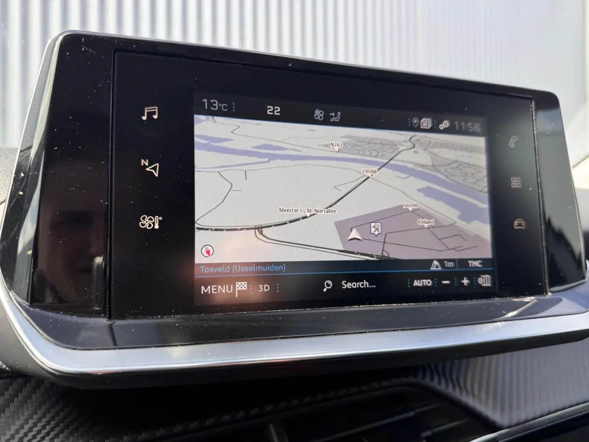 1.2 100PK Allure Automaat | Camera | Navigatie | Apple Carplay / Android Auto | Cruise Control | | DAB ontvanger | Dimlichten automatisch | Kleur wit