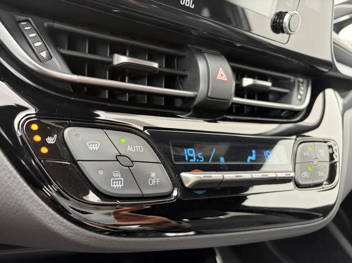 2.0 Hybrid First Edition Dealer OH|Carplay|Facelift|Camera|Keyless|ACC