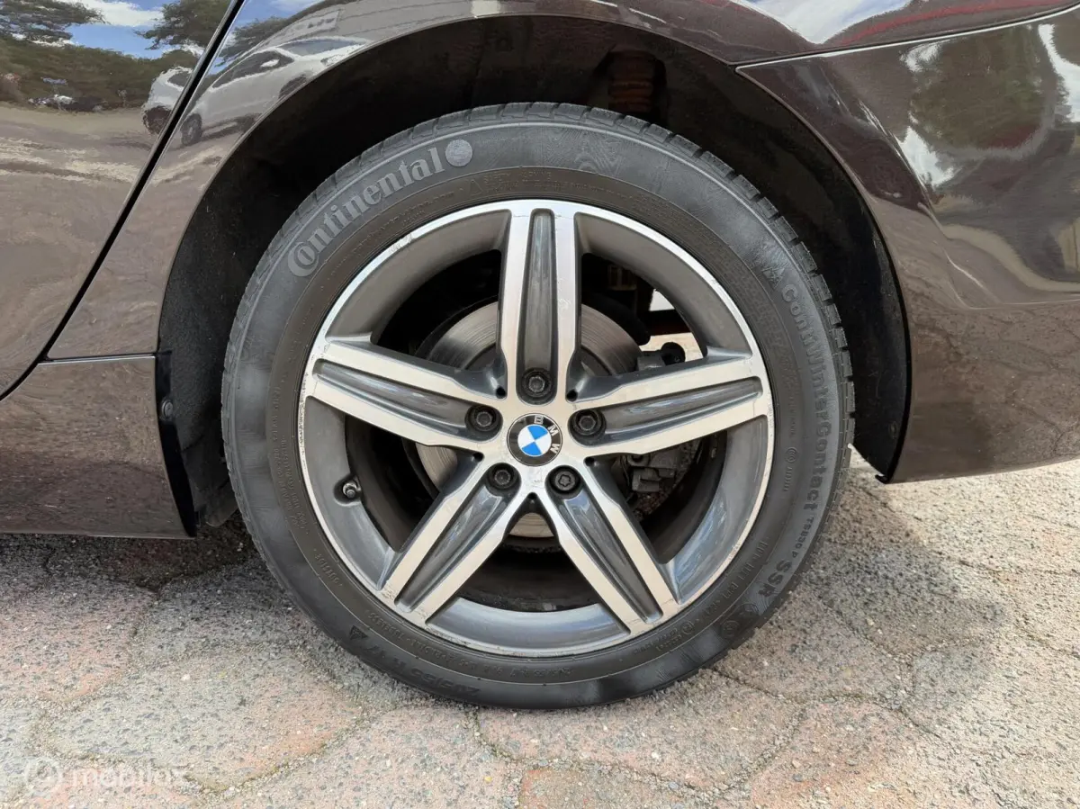 136PK Sport Line 218i Sport