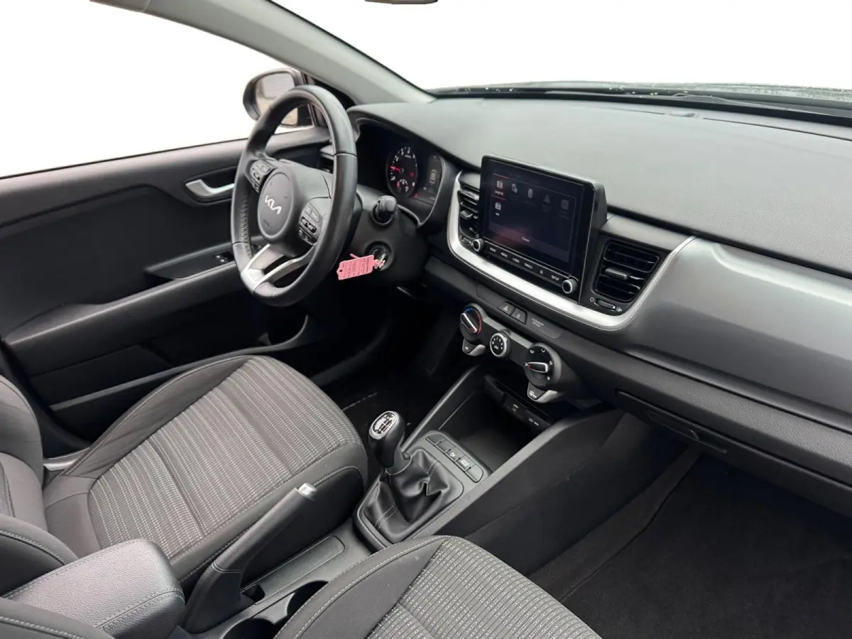 1.0T MHEV DynamicLine | Airco | Camera | Cruise Control | LM Velgen | Apple Carplay & Android Auto |