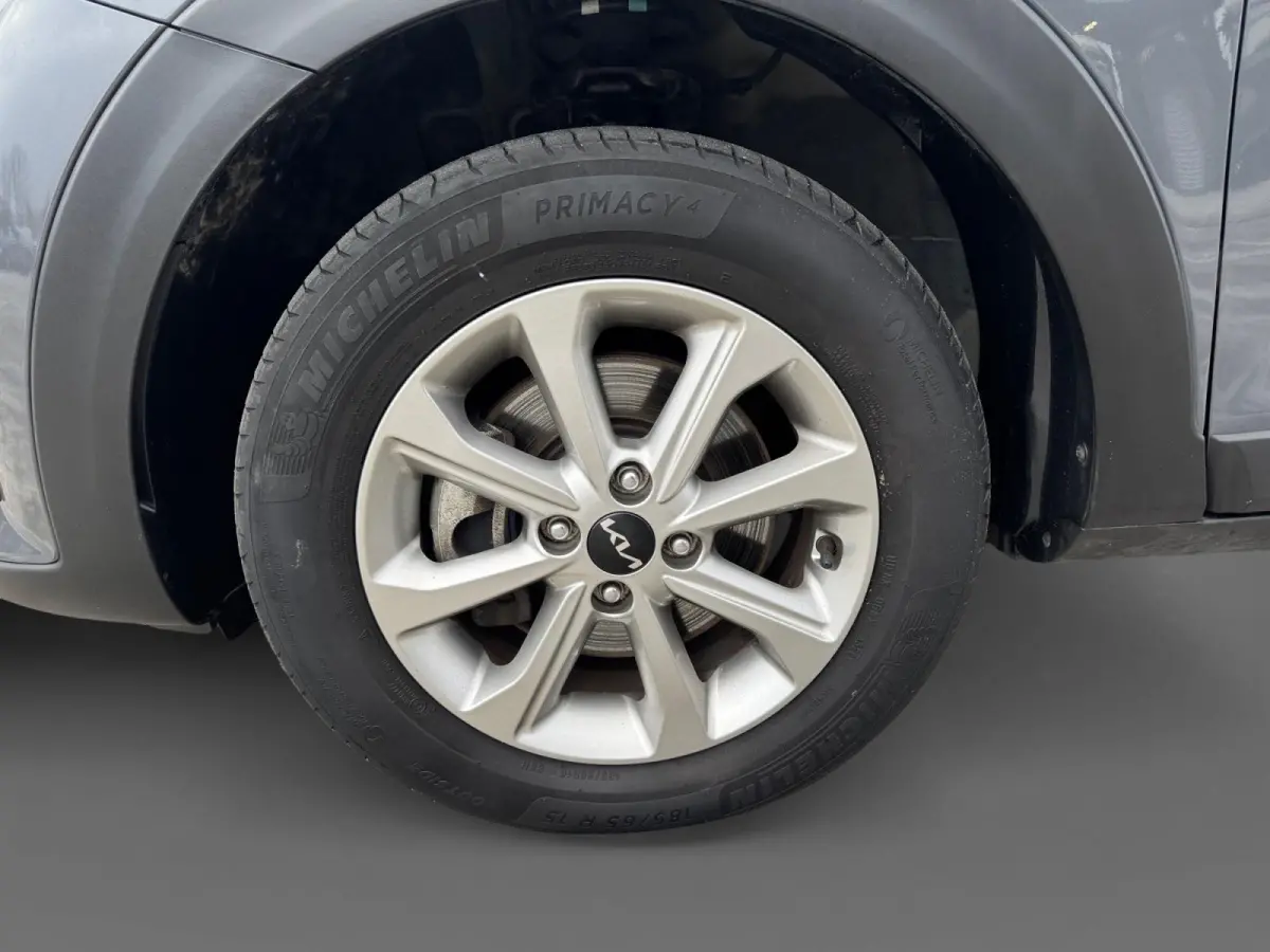 1.0T MHEV DynamicLine | Airco | Camera | Cruise Control | LM Velgen | Apple Carplay & Android Auto |