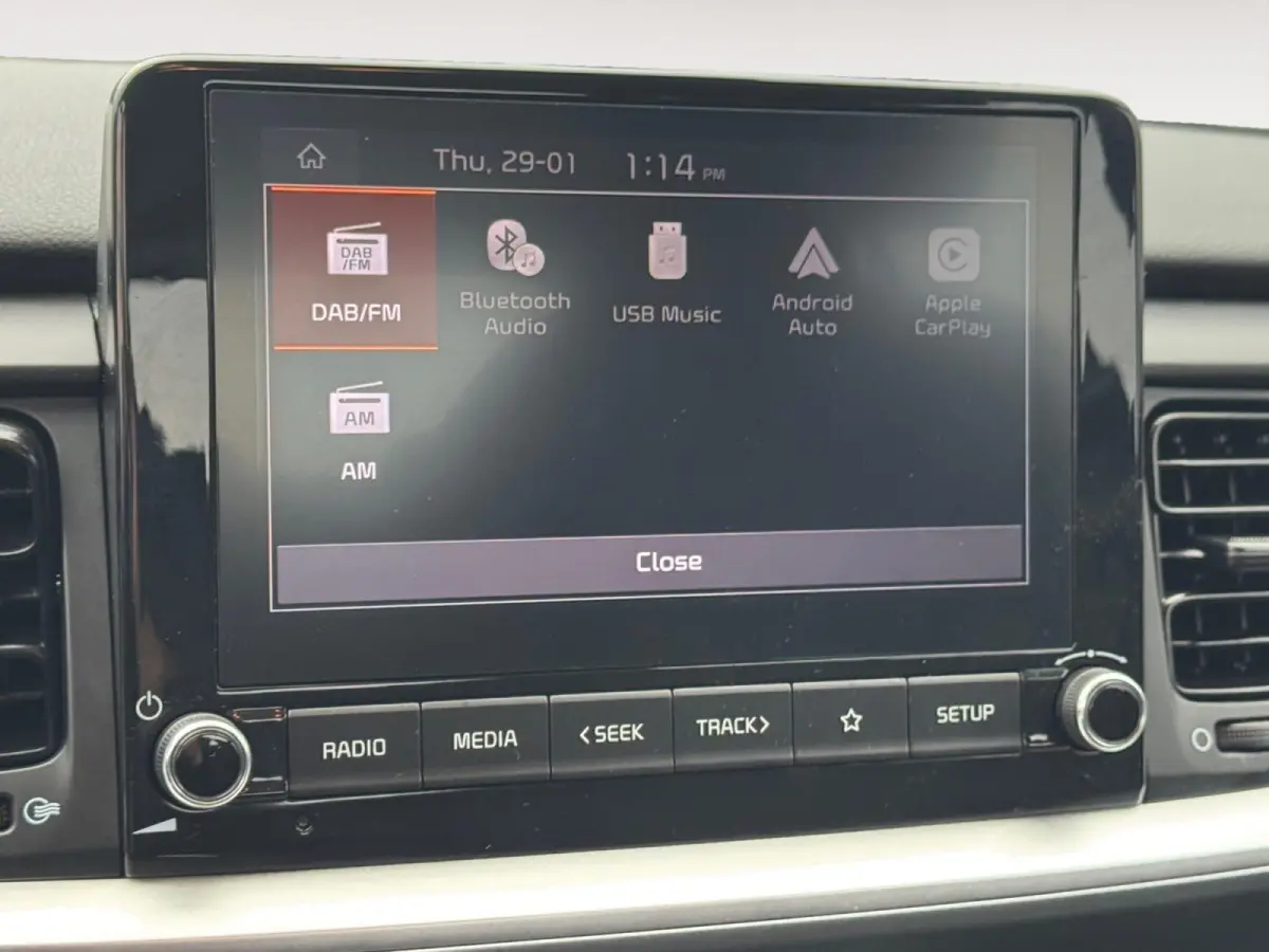 1.0T MHEV DynamicLine | Airco | Camera | Cruise Control | LM Velgen | Apple Carplay & Android Auto |