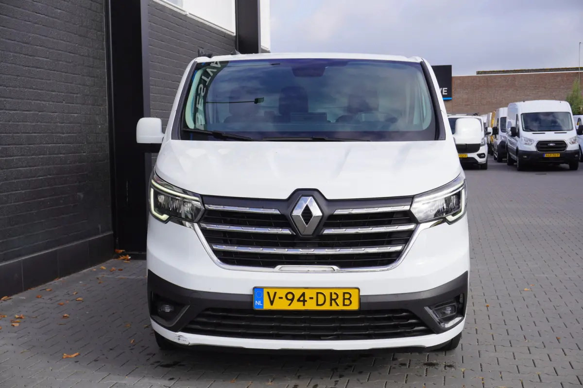 2.0 dCi 130PK L2 EURO 6 - Airco - Cruise - PDC - €21.950,- Excl.