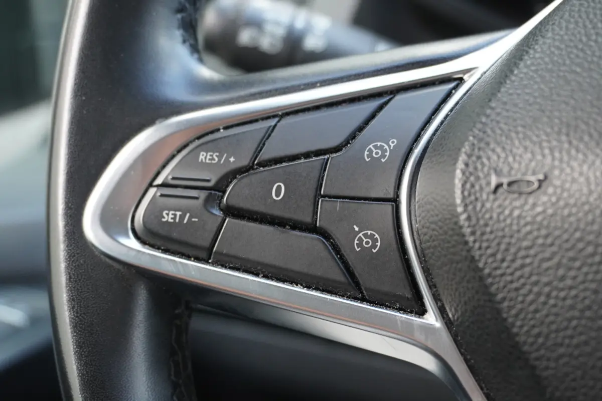 2.0 dCi 130PK L2 EURO 6 - Airco - Cruise - PDC - €21.950,- Excl.