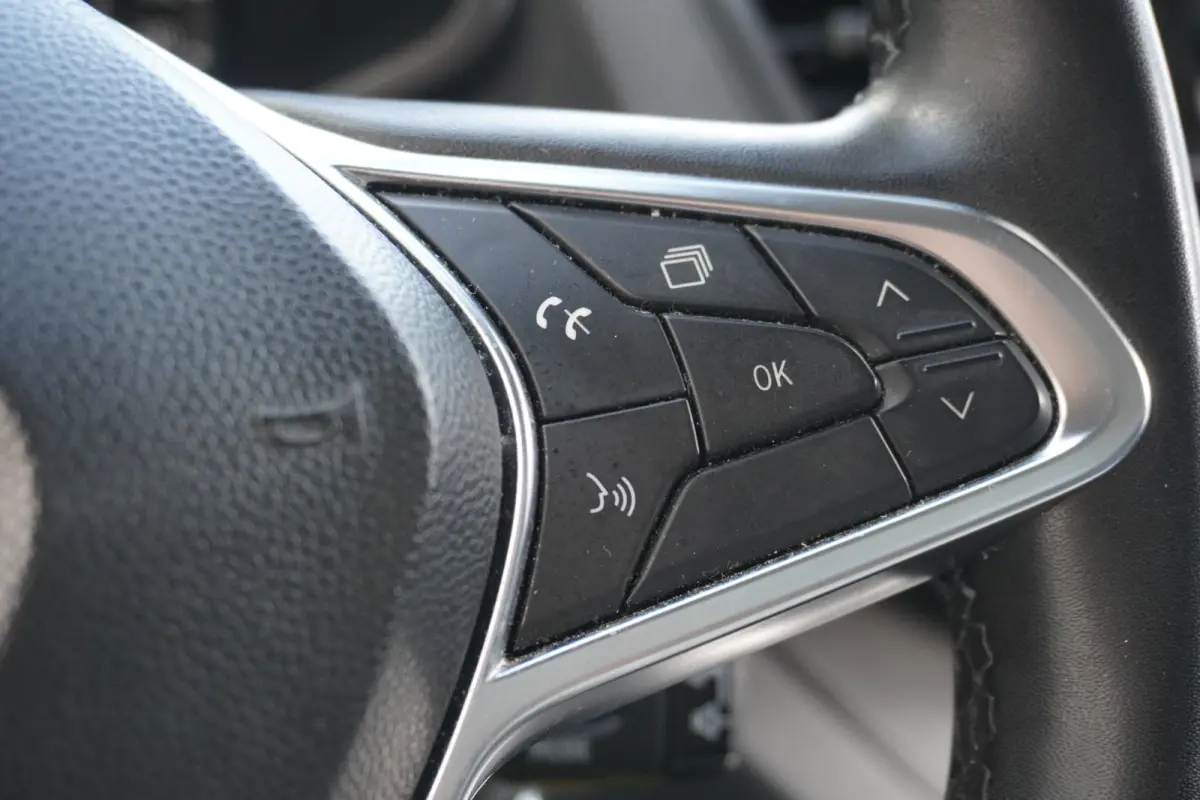2.0 dCi 130PK L2 EURO 6 - Airco - Cruise - PDC - €21.950,- Excl.